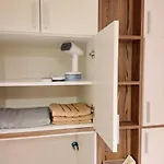 Boho Apartment, Salezego 6 דירה