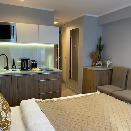 Boho Apartment, Salezego 6 아파트