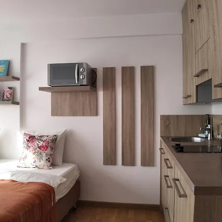 Boho Apartment, Salezego 6 Apartment *